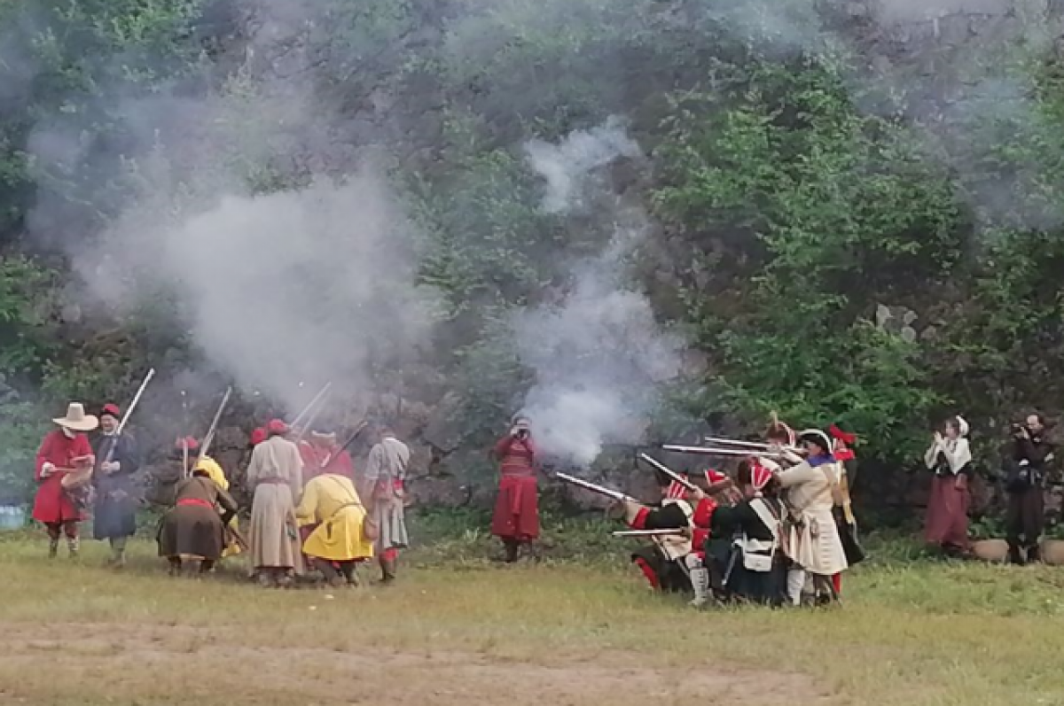    8 июля в Выборге наделали шума и воскресили Петровскую эпоху