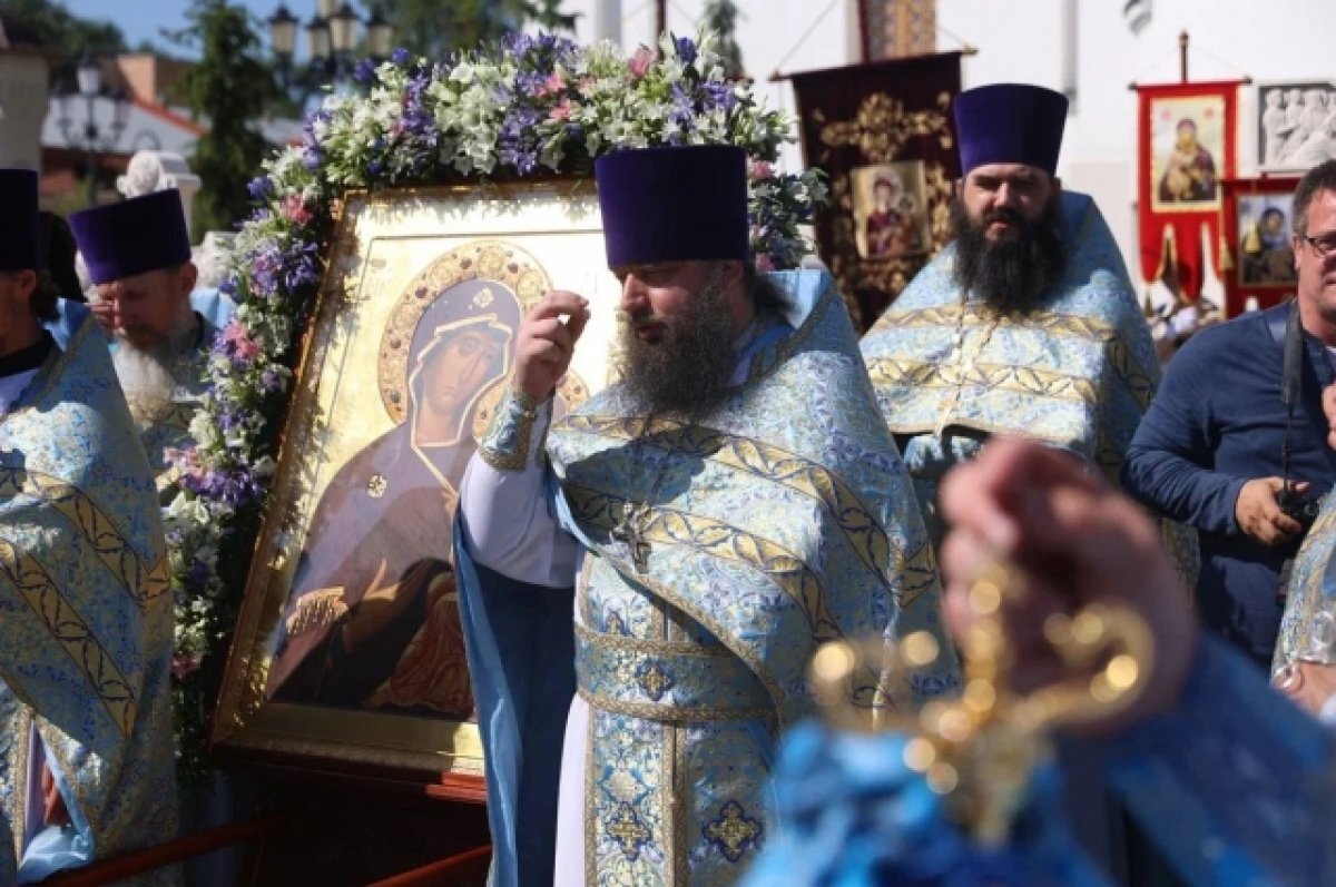    День Тихвинской иконы Божьей Матери отпраздновали в Екатеринбурге