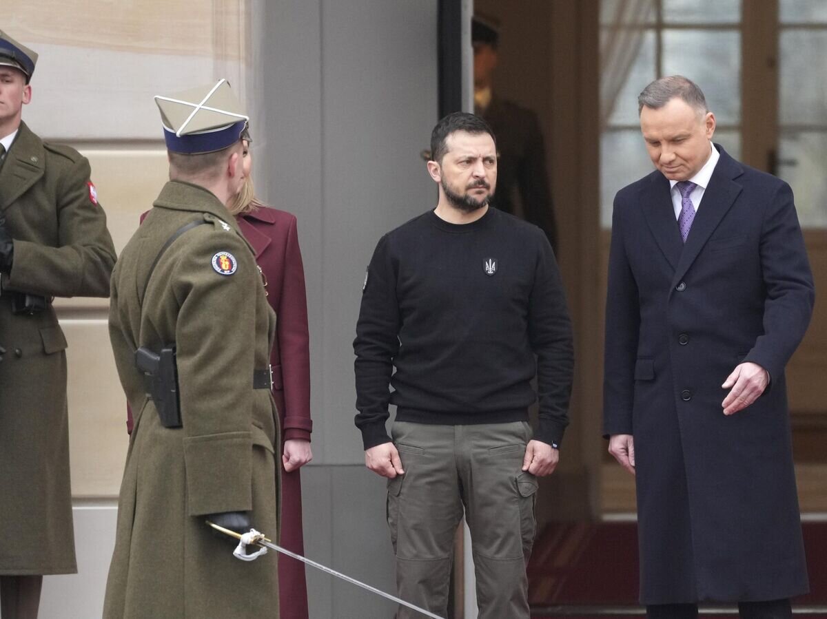    Президент Украины Владимир Зеленский и президент Польши Анджей Дуда во время встречи в Президентском дворце в Варшаве© AP Photo / Czarek Sokolowski