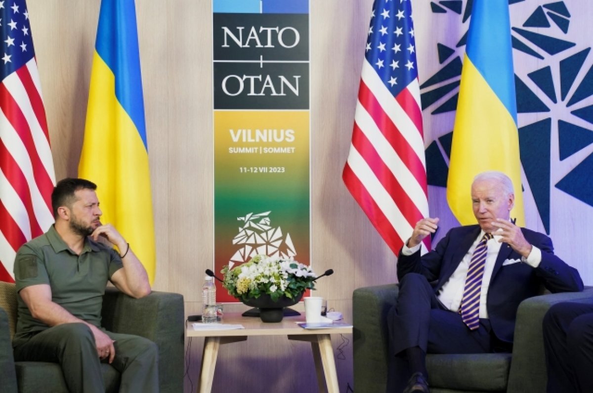    Байден не дал Зеленскому ответить, как скоро Украина хотела бы войти в НАТО
