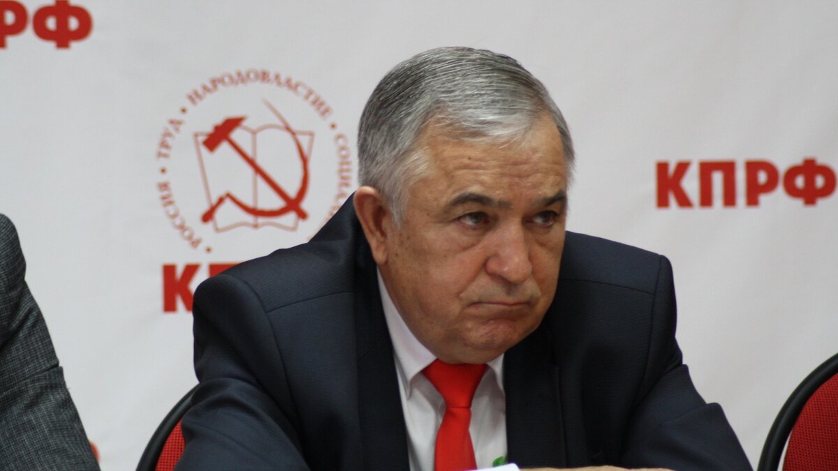     Депутат Государственного Совета Татарстана от КПРФ Хафиз Миргалимов высказался о стройке под мостом Миллениум.