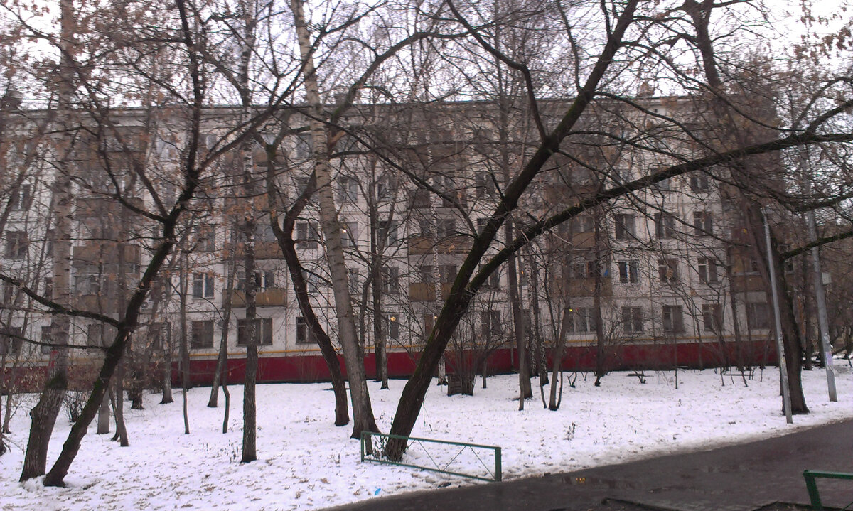 Дом, где жили Одя и Яло - Таня и Оля Юкины https://yandex.ru/images/search?