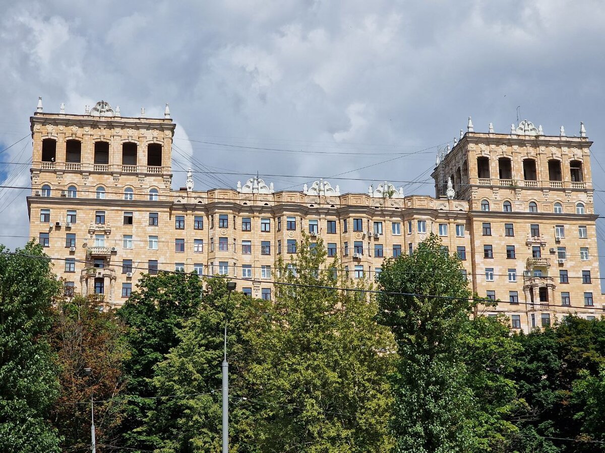 Ломоносовский пр д14. Профессорский дом мгу. Дома преподавателей мгу. Ломоносовский проспект дом 14. Дом преподавателей мгу.