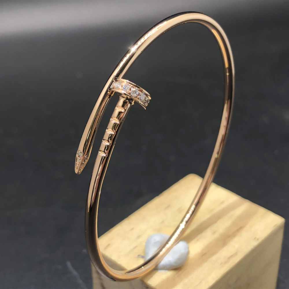 Тот самый браслет от Cartier. Источник: Pinterest.