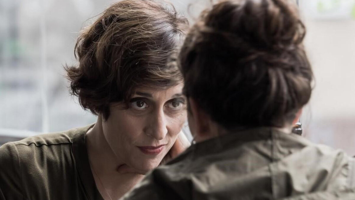 Кадр из сериала «Ночью и днем»