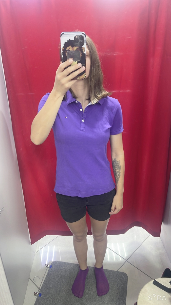 Зашла за компанию в секонд. Не сдержалась и купила шорты на пляж ...