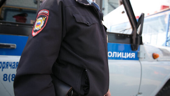    В Подмосковье силовики штурмуют коттедж, захваченный вооруженным мужчиной Алина Городниченко