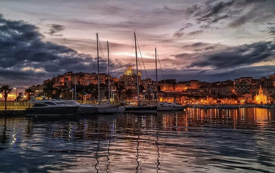 Империя, zona Porto Maurizio