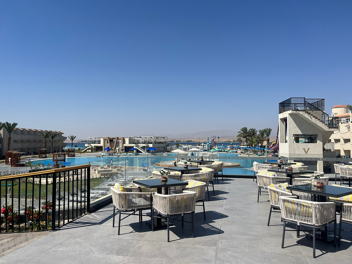 The V Luxury Resort Sahl Hasheesh 5*