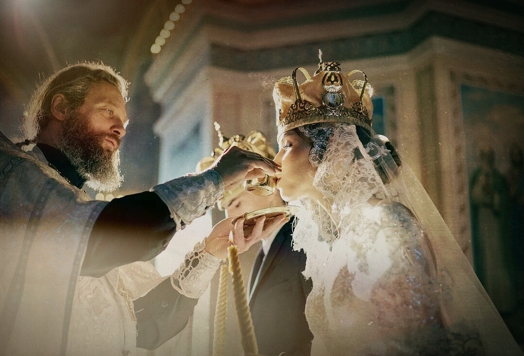 венчанный. свадебный обряд в церкви. обряд венчания в православной церкви. венчанный. венчанный.