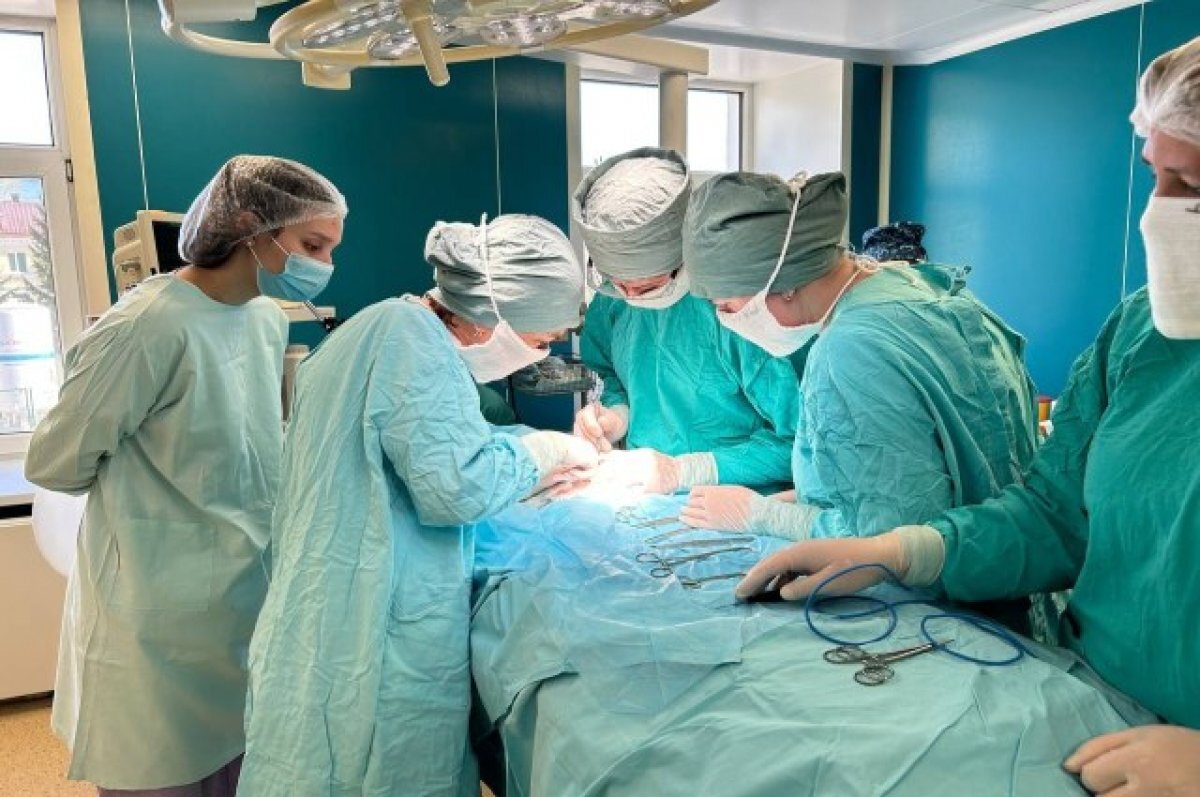    Врачи в Уфе прооперировали мальчика, ударившегося об ручку велосипеда