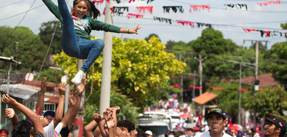 Безудержная радость: демонстрация в память о Сандинистской революции в Манагуа (09.07.2022)