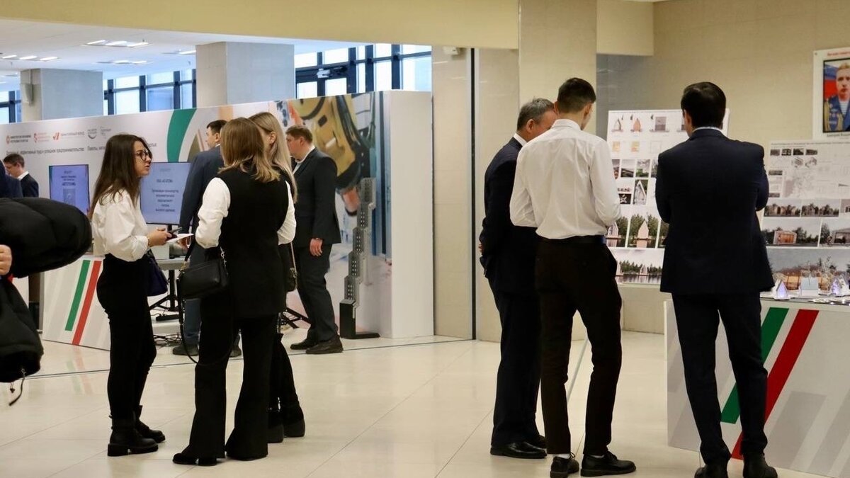     В Казани в пятницу, 29 сентября, пройдет новая встреча московского формата по Афганистану. Об этом рассказал специальный представитель президента РФ по Афганистану Замир Кабулов.