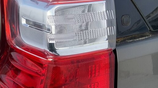 Toyota Land Cruiser Задние фонари и сигнал торможения Тойота Ленд Крузер