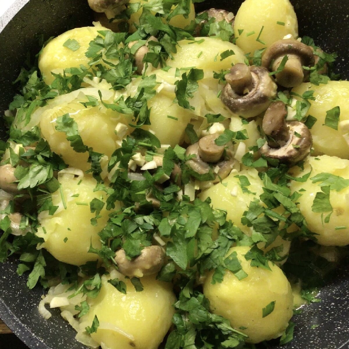 Картошка с грибами.