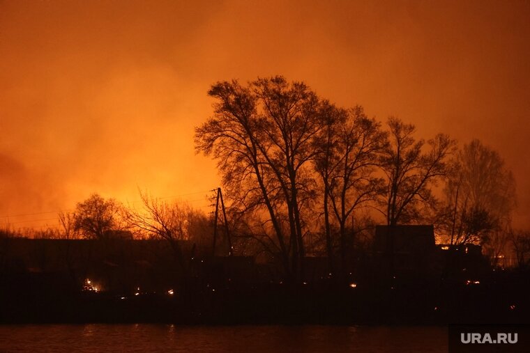   Пожар в Шайдурихе уничтожил 41 строение и унес жизнь одного человека (архивное фото)