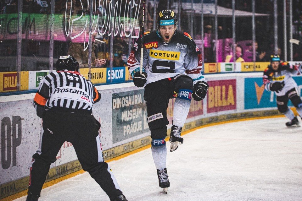    Прошлый сезон Сафин провел в пражской «Спарте». Фото: официальный сайт ХК «Спарта» (Прага) / hcsparta.cz