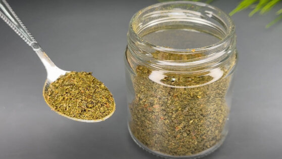    Блогер поделилась простым рецептом ароматной приправы для шашлыка Ксения Пудовкина