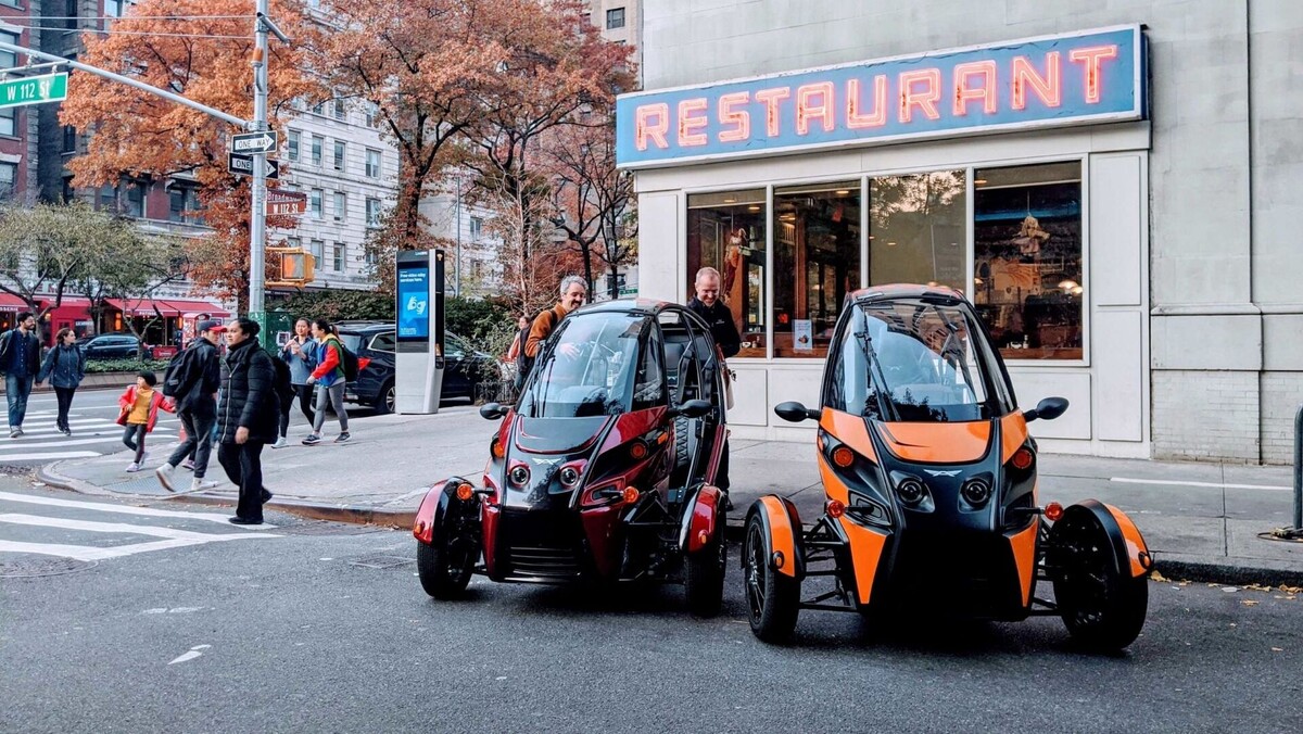    Arcimoto