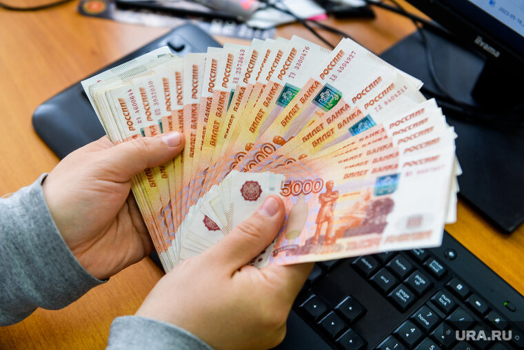    Фирма предпринимателя из Кургана возвращает долг компании из Екатеринбурга