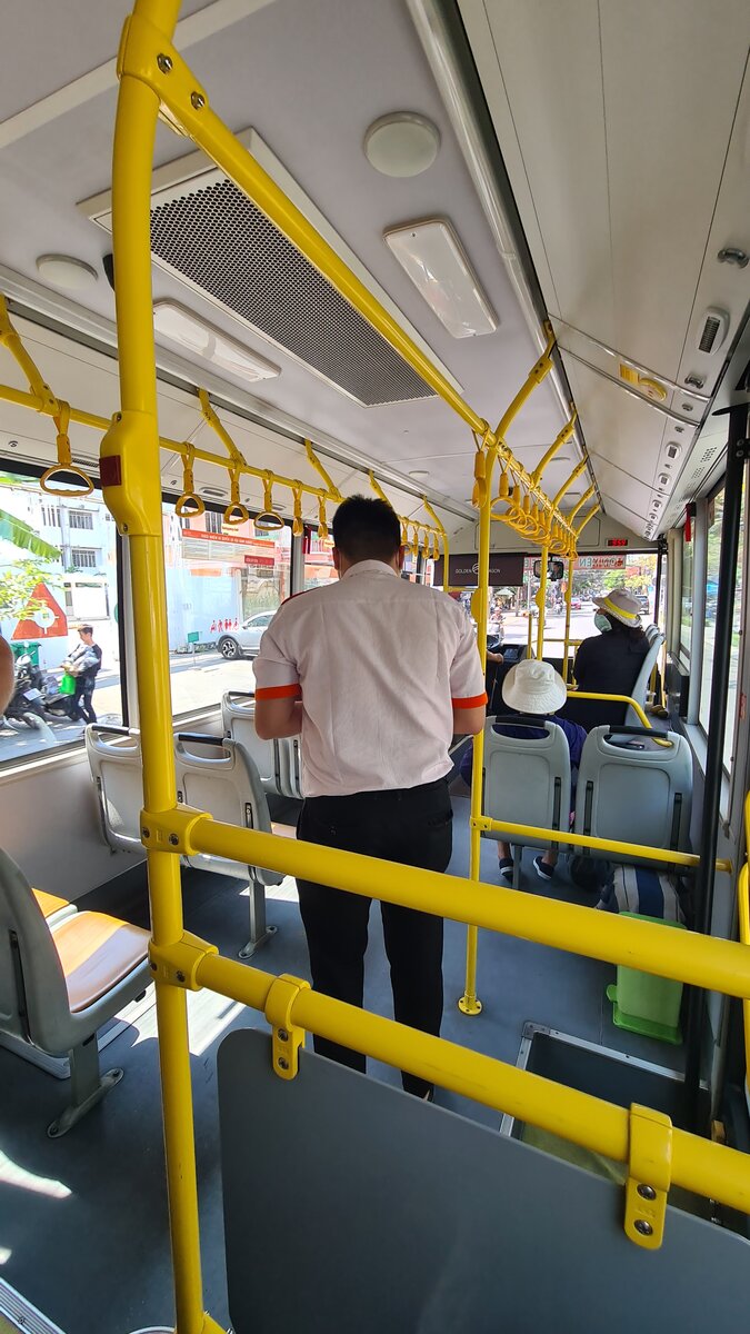 Вьетнамский автобус. Хорош, но ходит редко 