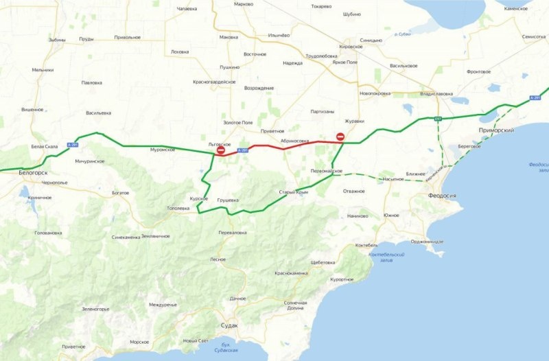    В Крыму перекрыта трасса «Таврида» из-за пожара на складе боеприпасов