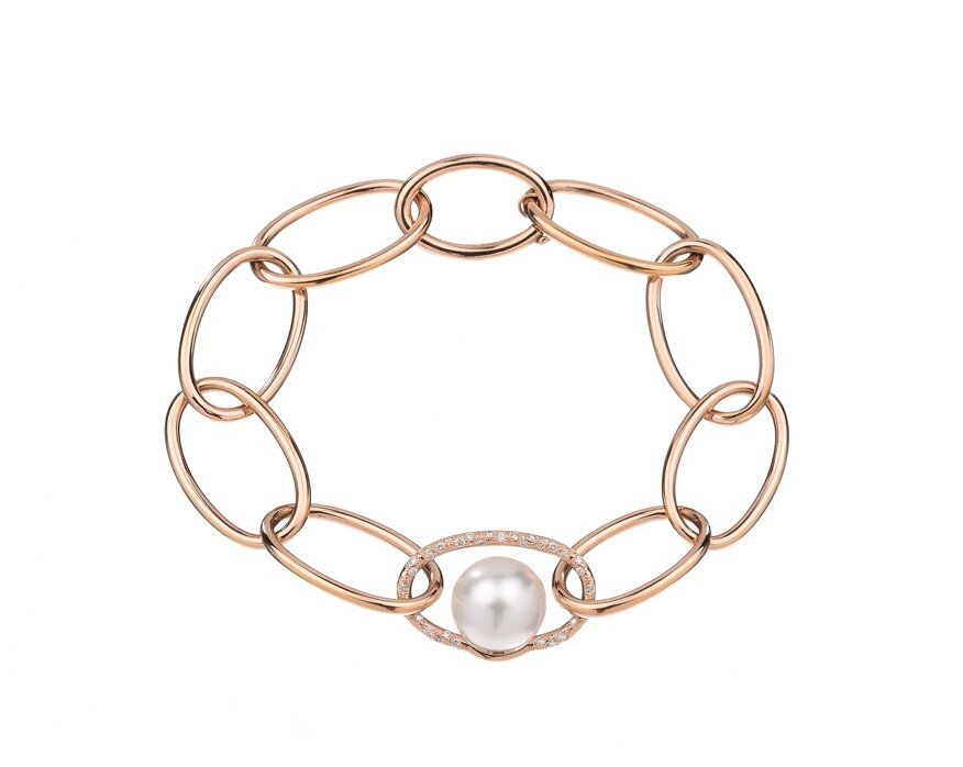 Браслет из розового золота 18 карат, бриллиантов 0,16 карата, 11 мм белого культивированного жемчуга Южных морей. 