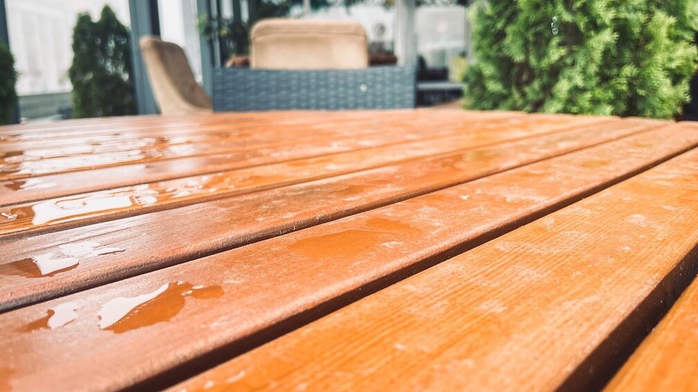     Лужа в центре Петрозаводска достигла максимальных размеров, на остров в Ладожском озере выехали сотрудники полиции и прокуратуры — о чем говорили в эту пятницу.