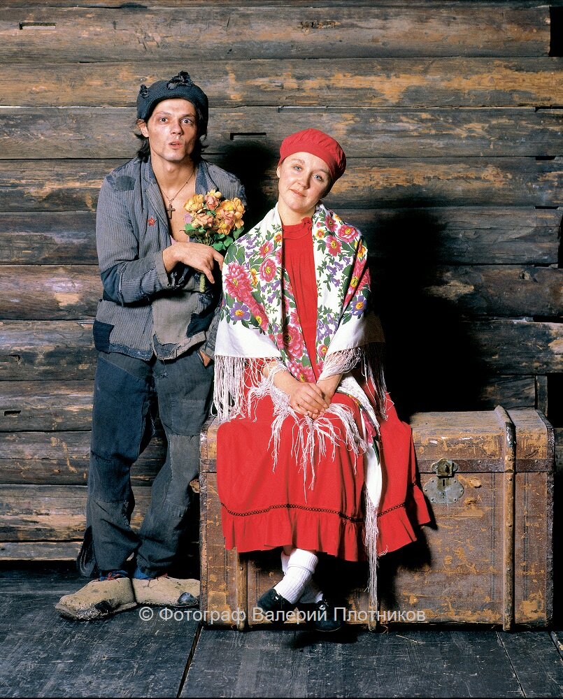 С Игорем Скляром (в жизни супругом) на сцене МДТ. Снято 1987.12.18