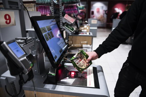    Простые шведы всё чаще воруют продукты из магазинов