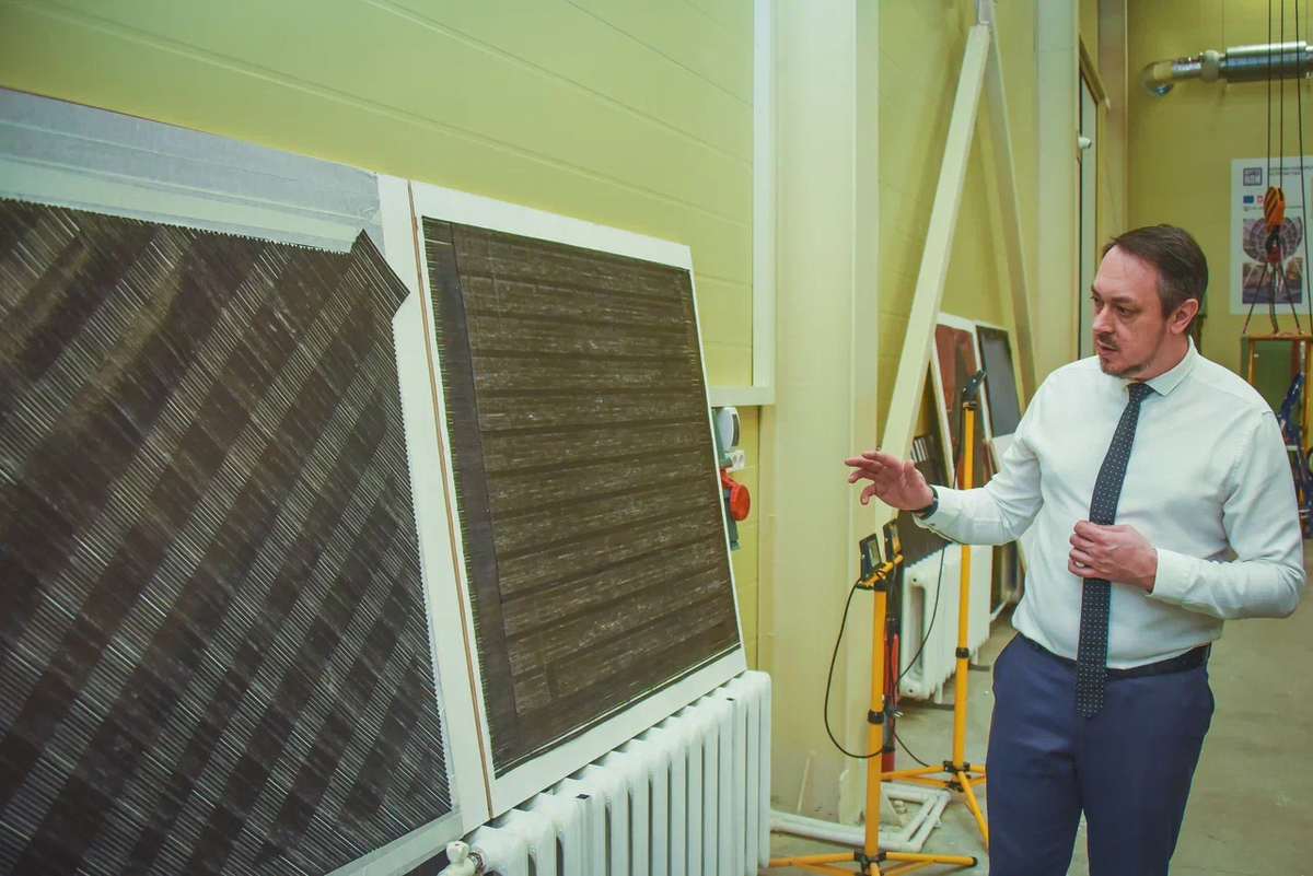 Уложенная роботом углеродная композитная лента — принцип работы похож на действие швейной машинки