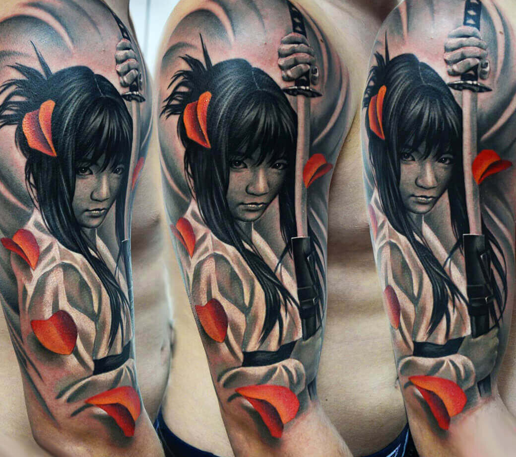 Фото из открытых источников. Тату "Девушка с катаной"