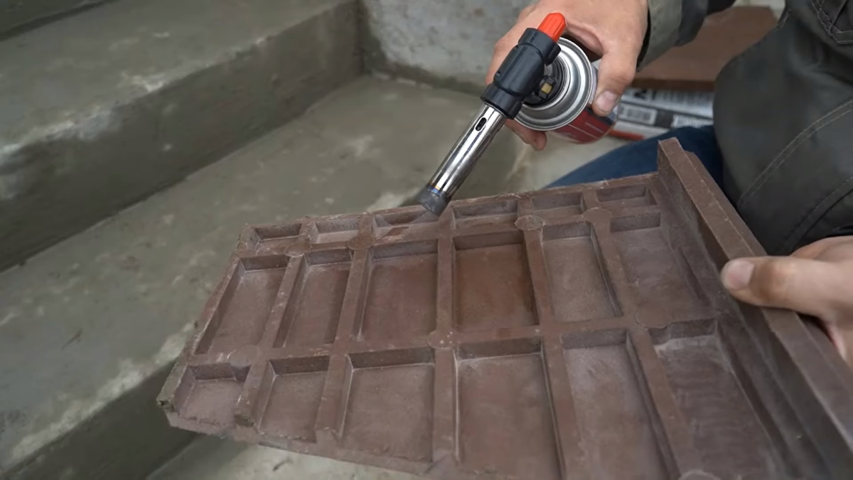 Ребра жесткости на плитке для ступеней WeEco