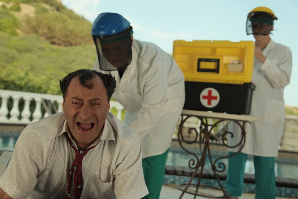 Кадр из фильма «Кавказская пленница» 2014