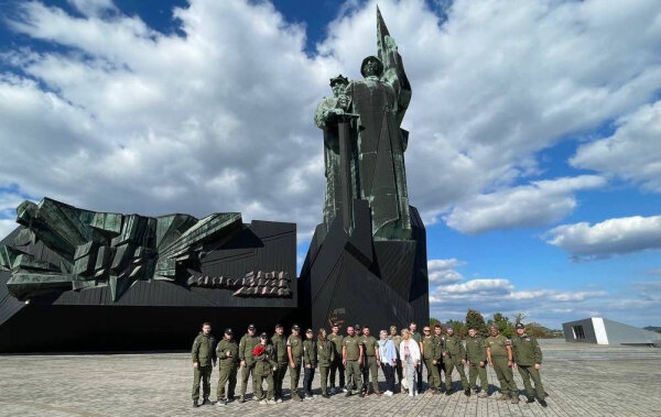    Участники медиаэкспедиции «Победа в наших сердцах» посетили Донецк