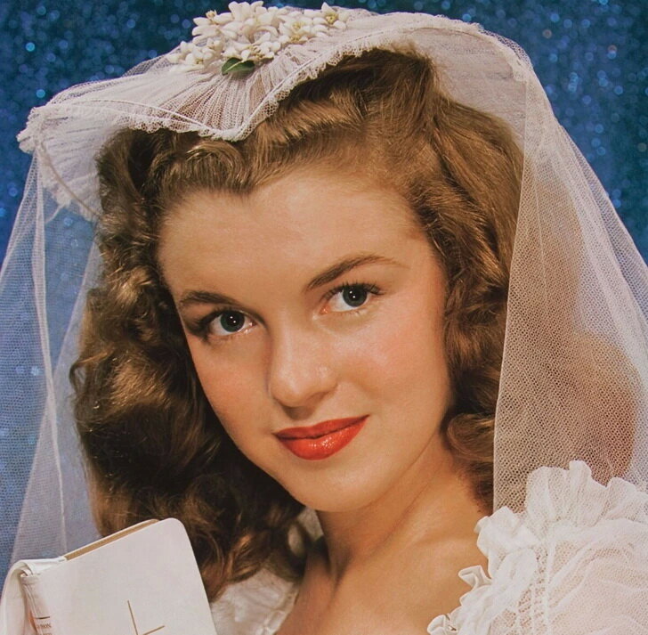 Мэрилин Монро, первая свадьба