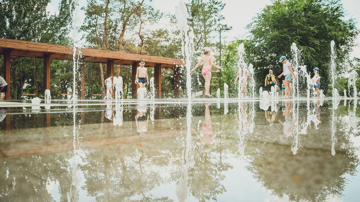     Сам фонтан при этом будет работать.