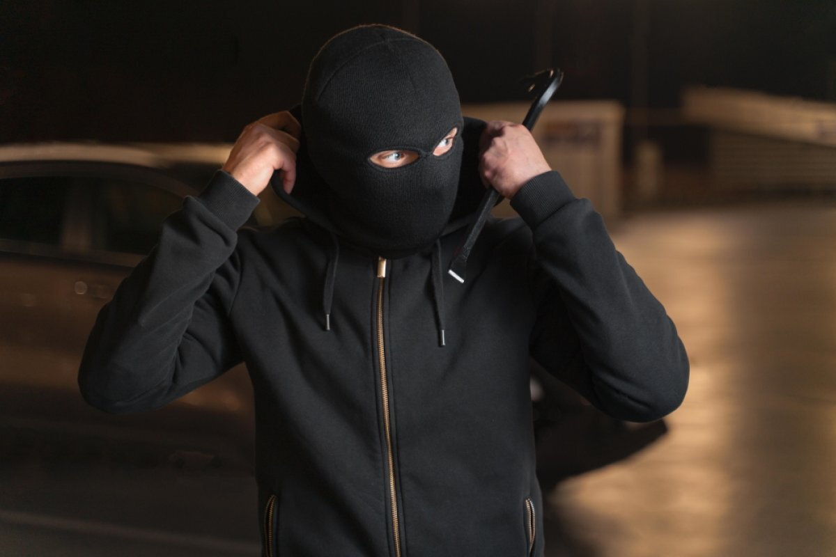    Четверо челябинцев пойдут под суд за нападения на прохожих под Новый год
