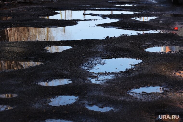    Суд обязал администрацию Кургана отремонтировать несколько опасных улиц (архивное фото)