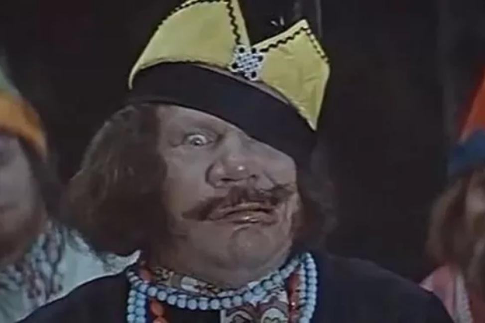 Золотые рога. Золотые рога фильм 1972. Михаил Пуговкин Варвара Краса. Михаил Пуговкин олень золотые рога. Золотые рога 1972 Крамаров