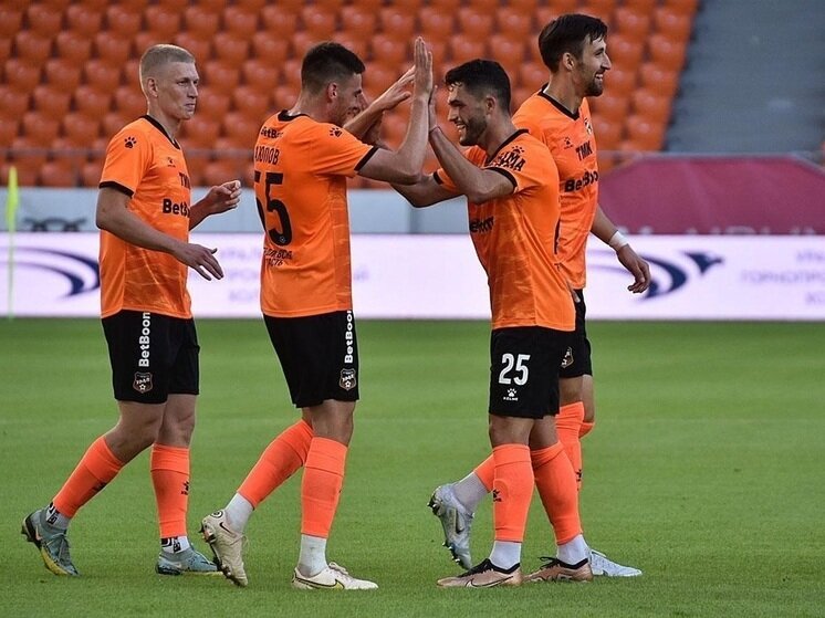     фото: fc-ural.ru