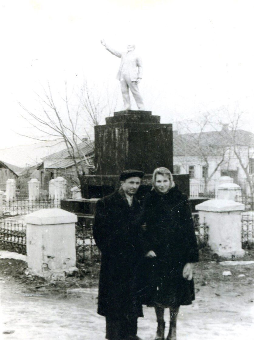 Памятник Ленину на Социалистической (?) площади