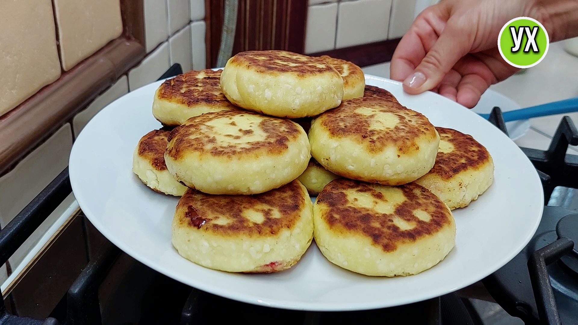 Больше никакой манки! Идеальный рецепт: неопадающие сырники с сюрпризом.