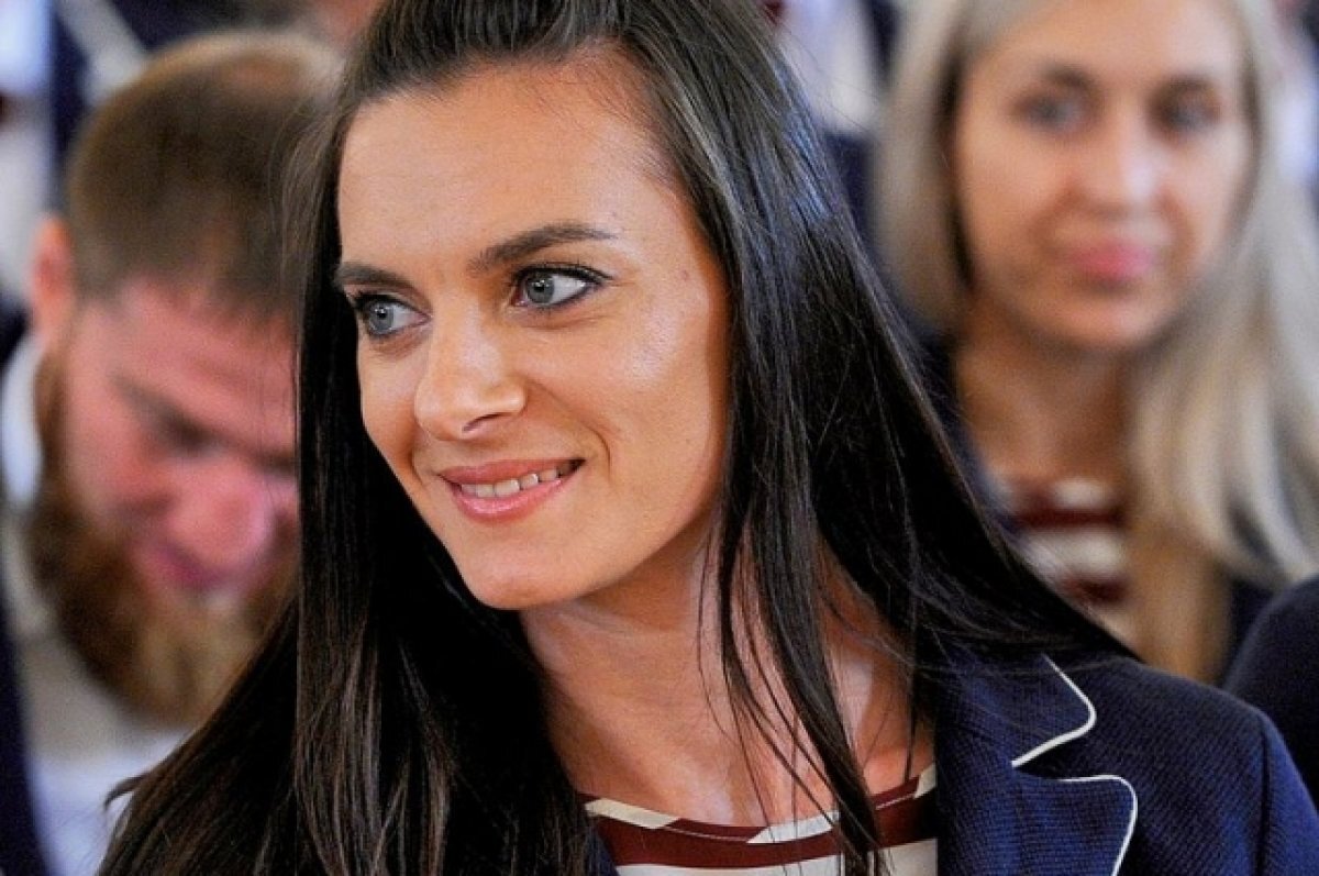    Елена Исинбаева