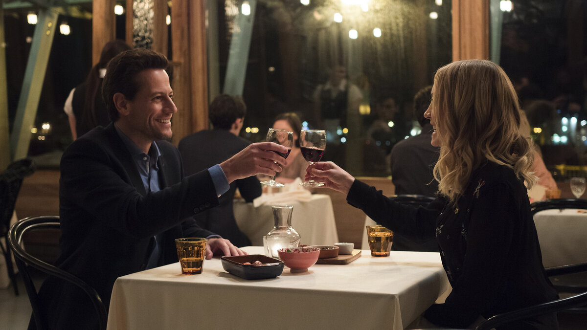 кадр из сериала для иллюстрации с https://www.kinopoisk.ru/picture/3241545/