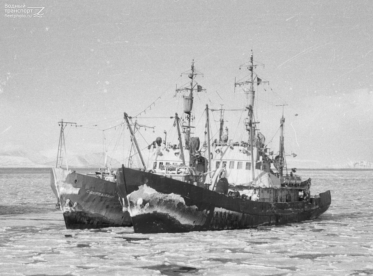 РС-300 на зимней рыбалке.