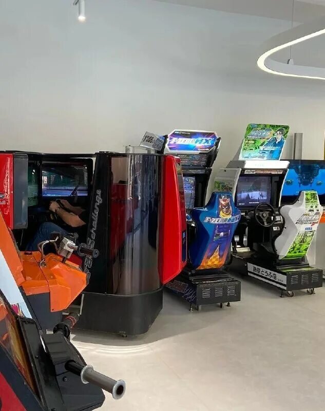 Непрошенный совет от редактора: в Музее Яндекса на Павелецкой полно крутых и раритетных автоматов, о которых мы говорим в статье. А самое приятное – прийти туда и поиграть можно абсолютно бесплатно.

