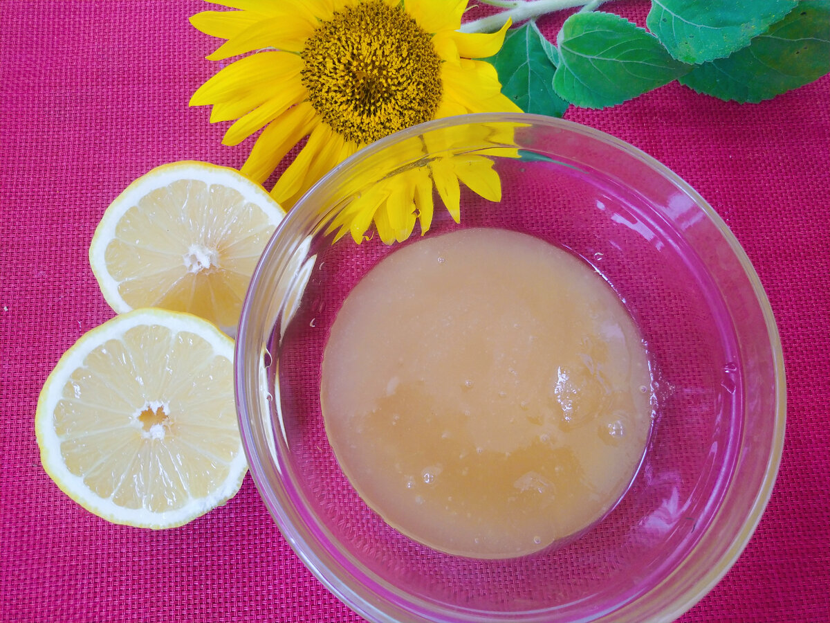 Вот что у нас получилось. Подсолнух, кстати, натуральный! Его мы не ели