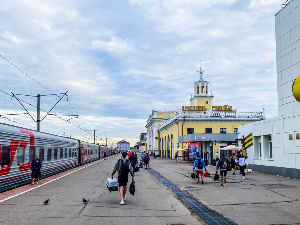 Ночь в плацкартном вагоне. Обзор поезда 187 Новороссийск - Архангельск |  Прекрасное рядом | Дзен