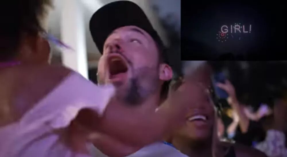 Серена Уильямс и Алексис Оганян📷
